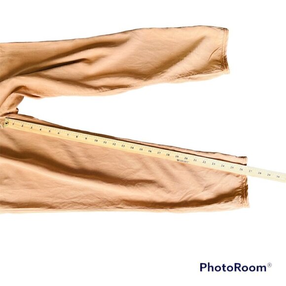 WILFRED Aritzia Casbah Pant Tan Ten 100% Lyocell - Picture 8 of 11